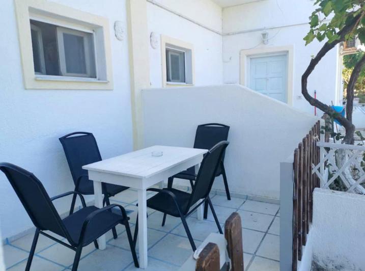 Kassandra Garden Residence Istro Bagian luar foto