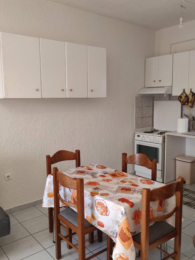 Kassandra Garden Residence Istro Bagian luar foto